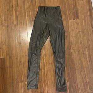 DYI Olive high shine leggings - XS